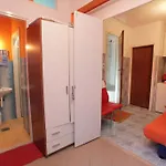 Apartment By The Sea - 14907